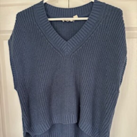 Eco Brand BY DESIGN OVERSIZED Blue Sweater Vest - Picture 2 of 6